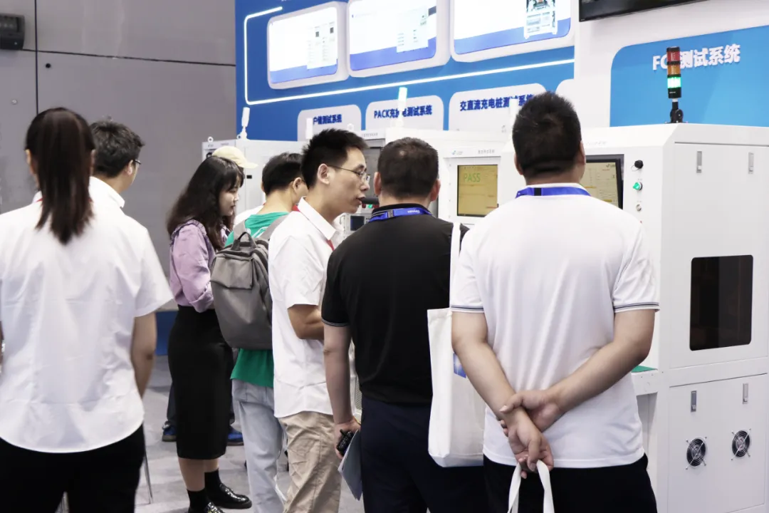 展会闭幕：老子有钱lzyq88智能 SNEC 2024 美满收官，共创将来新篇章！